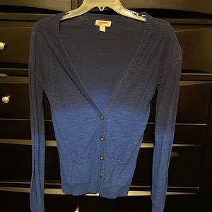 Blue ombre V-neck button down cardigan